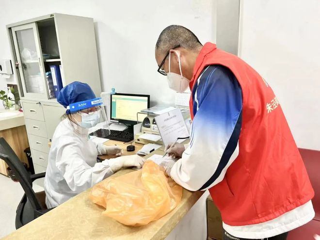 泉州24小时高价回收医保(24小时高价回收医保医保套出)